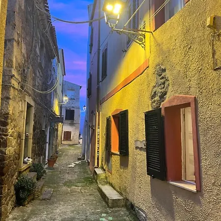 Centro Storico-close To Restaurants-typical Craft-church-beautiful View *