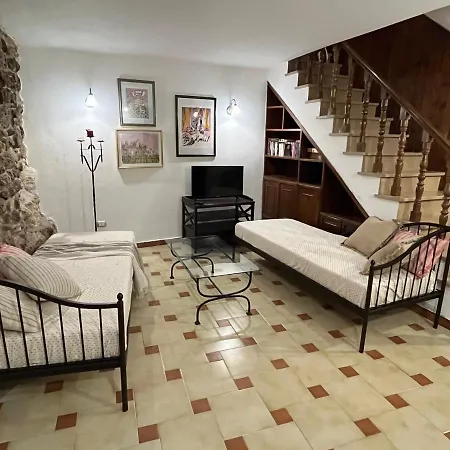 Apartment Centro Storico-close To Restaurants-typical Craft-church-beautiful View *